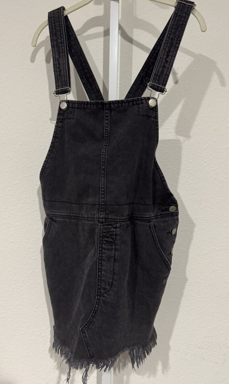 FREE PEOPLE Torn Up Denim Jumper Washed Black Overalls, Size 8